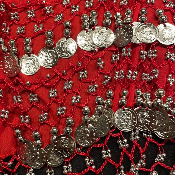 Belly Dancer Wrap - Picture 3 of 4